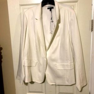 Lane Bryant modernist collection white blazer size 20. New with tags.